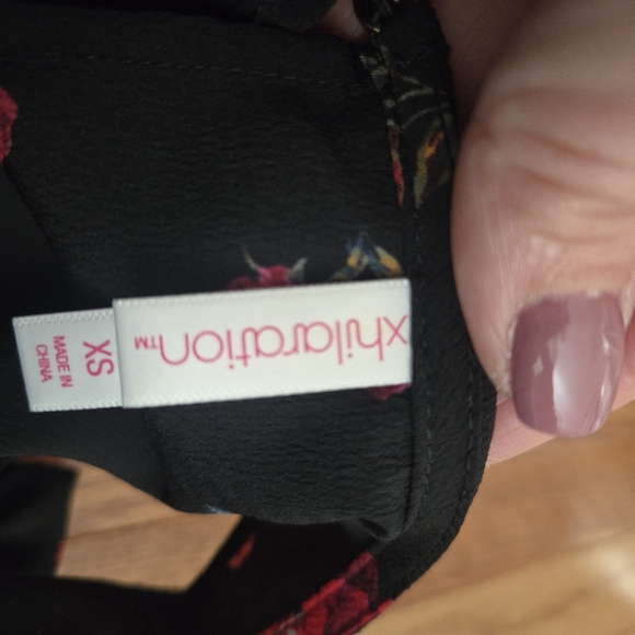 Floral Romper - Picture 2 of 3